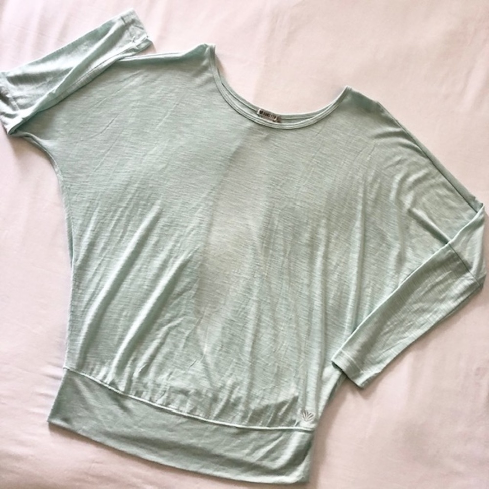 FOREVER 21 Active Open-Back Dolman Slub Knit Top